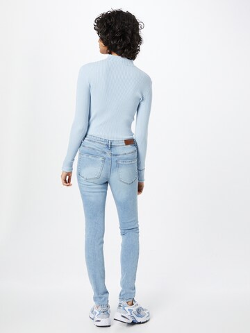 VERO MODA Skinny Jeans 'Tanya' in 