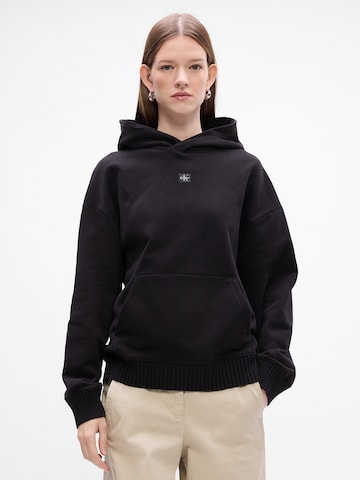 Calvin Klein Jeans Sweatshirt in Black: front