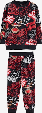 Next - Pijama en rojo: frente