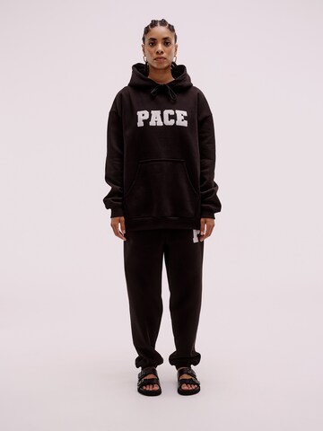 Pacemaker - Sweatshirt 'Lennox' em preto