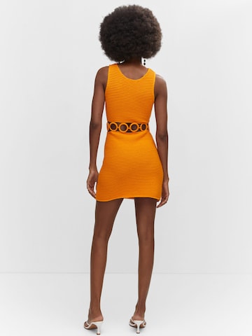MANGO Pletena obleka | oranžna barva