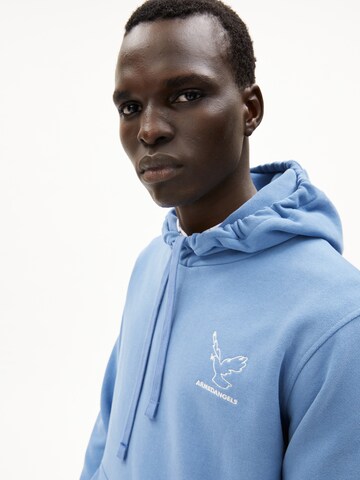ARMEDANGELS Sweatshirt ' PAARLO NESTLING ' in Blue
