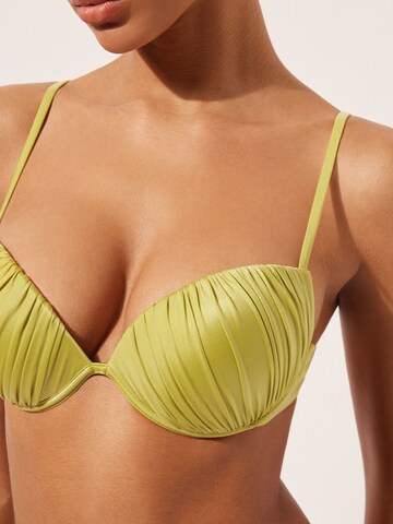 CALZEDONIA T-Shirt Bikinitop in Gelb
