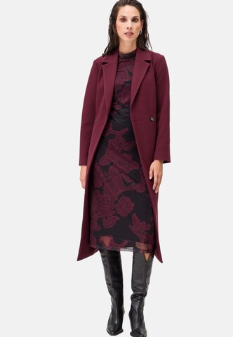 Robe zero en rouge