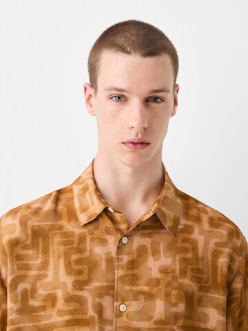 Bershka Comfort fit Button Up Shirt in Brown