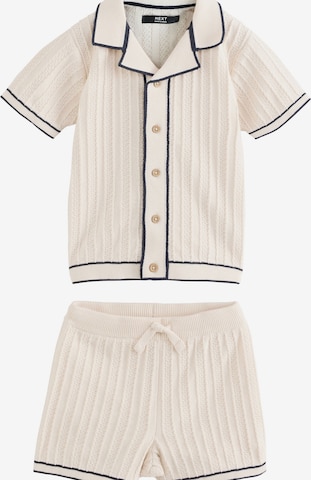 Next Setti värissä beige: etupuoli