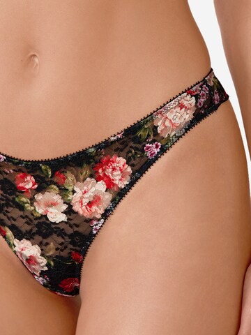 String di ETAM in nero