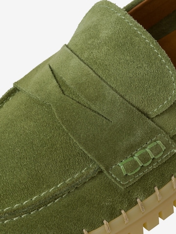 Chaussure basse TAMARIS en vert