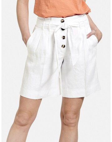 TAIFUN Élére vasalt nadrágok - fehér: elől