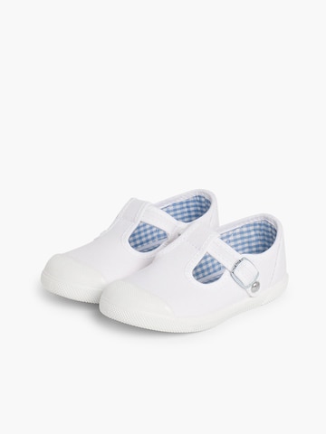 Pisamonas First-Step Shoes in White