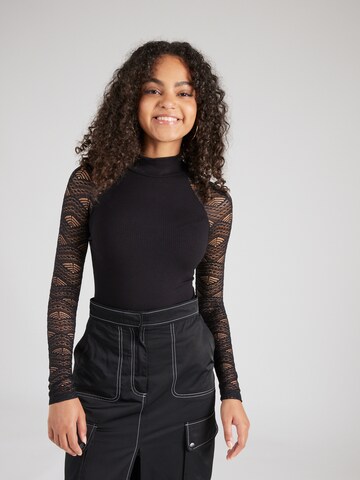 ABOUT YOU Shirt 'Nia' in Black: front
