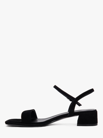 Estro Sandaler '203-24110-35' i sort