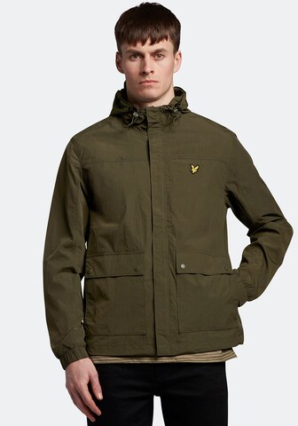 Lyle & Scott Tussenjas in Groen: voorkant