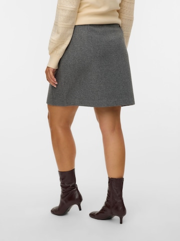 Vero Moda Curve Rok 'VMCFortuneallison' in Grijs