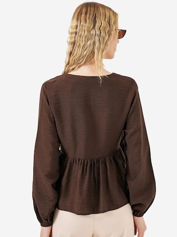 Bigdart - Blusa em castanho