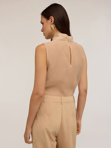 Haut MOTIVI en beige