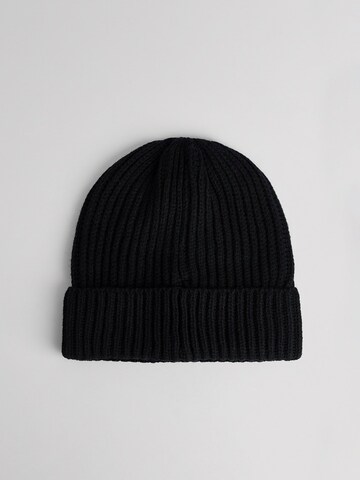 NA-KD Beanie in Black: front