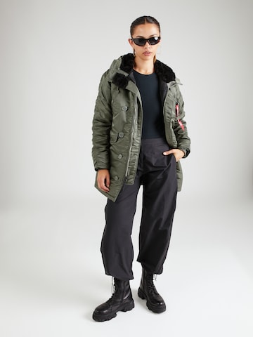 Giacca invernale di ALPHA INDUSTRIES in verde