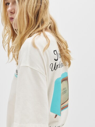 T-shirt 'TV' Pull&Bear en blanc
