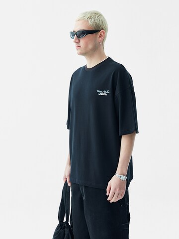T-Shirt 'Edelweiss' VAMOS CLO en noir