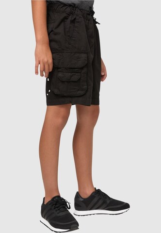 Urban Classics Regular Shorts in Schwarz