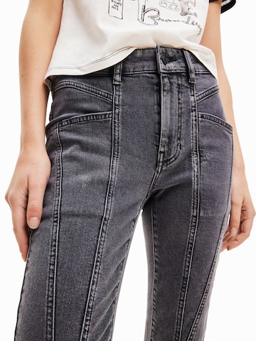 Desigual Slimfit Jeans i svart