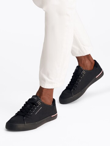 Sneaker low 'CORE CORPORATE' de la TOMMY HILFIGER pe negru