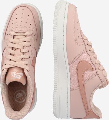 Nike Sportswear Sneakers laag 'W AIR FORCE 1 '07 ESS' in Roze