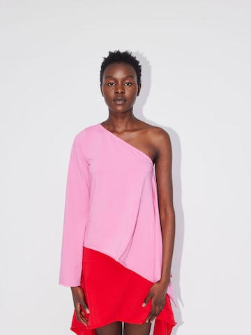 ABOUT YOU REBIRTH STUDIOS Shirt 'Atta' in Pink: front