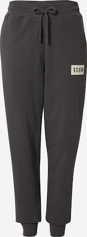 FCBM Tapered Pants 'Emilio' in Grey: front