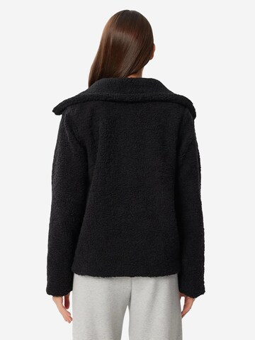 Hiccup Between-Season Jacket in Black