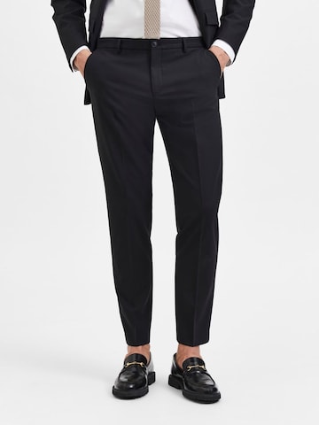 SELECTED HOMME Slim fit Pleated Pants 'ELON' in Black: front