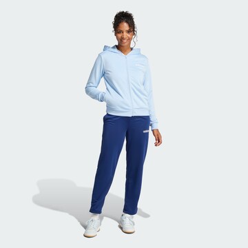 ADIDAS SPORTSWEAR Тренировочный костюм 'Essentials' в Синий: спереди