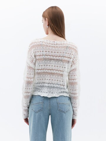 Pull-over OXXO en blanc