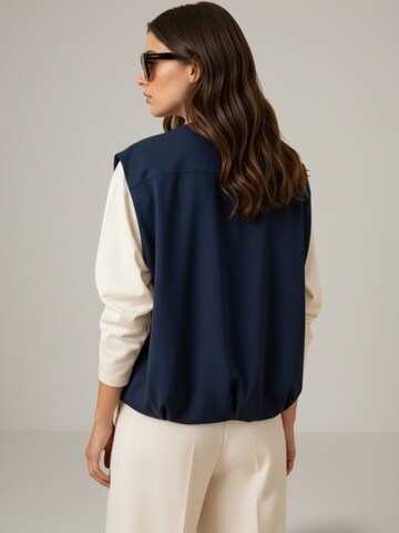 WEARABLE STORIES Tussenjas 'Jade' in Blauw