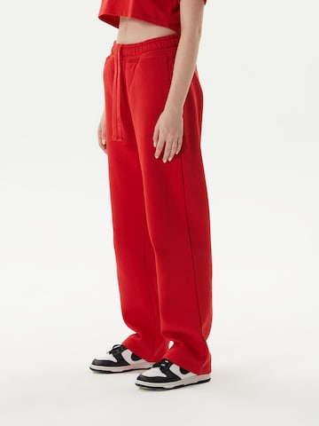 Ossy Homer Loosefit Sporthose 'Heavy Cotton 450 GSM N1Y013' in Rot