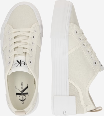 Baskets basses 'Bold' Calvin Klein Jeans en blanc