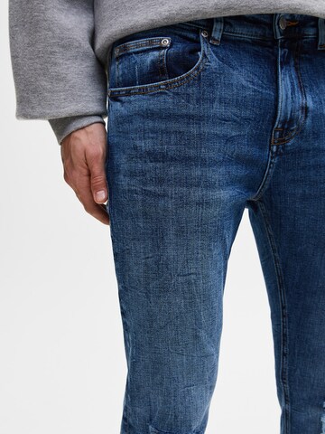 Pull&Bear Skinny Jeans in Blau