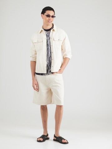 Tricou de la Carlo Colucci pe negru