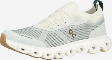 On Ниски маратонки в бяло: отпред