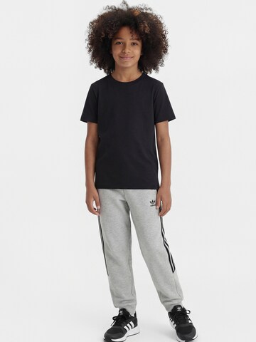 ADIDAS ORIGINALS Tapered Byxa 'SPACER' i grå