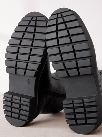 Next Boots in Zwart