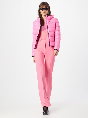 HUGO Демисезонная куртка 'Famara' в Ярко-розовый