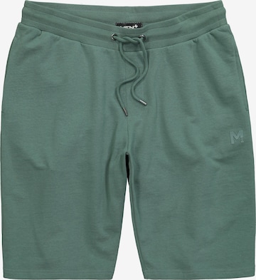 Men Plus Shorts in Grün: Vorderseite
