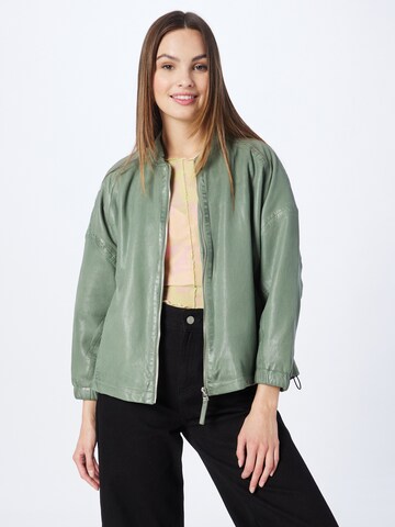 Veste mi-saison 'Swantje' FREAKY NATION en vert : devant