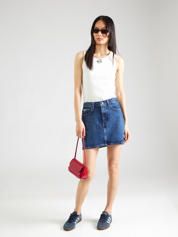 Top di s.Oliver in bianco