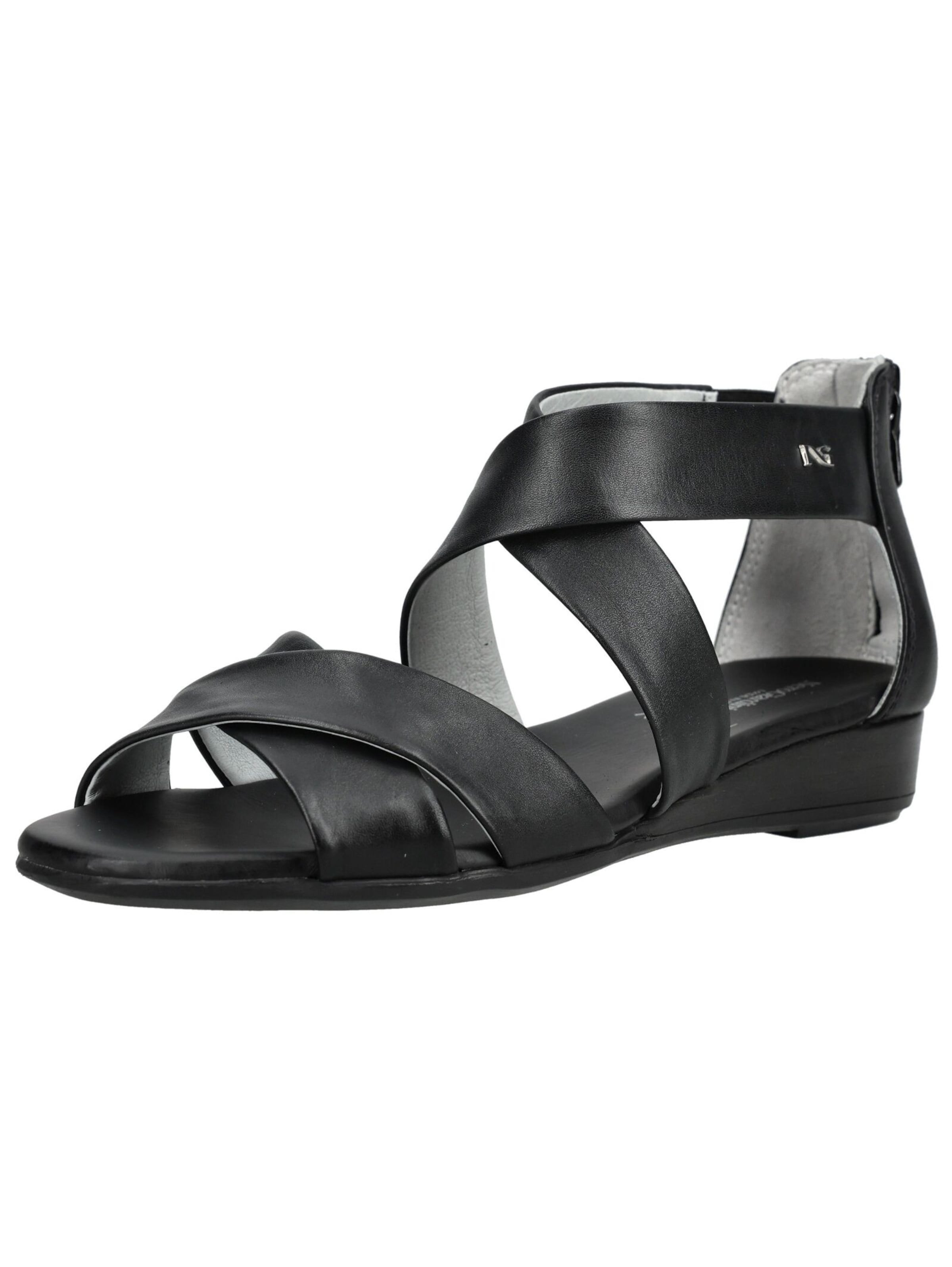 Sandalo di Nero Giardini in nero: frontale