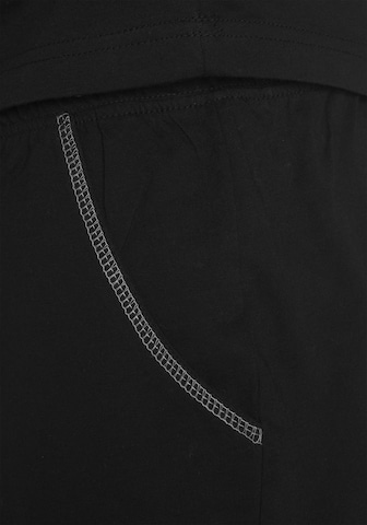 KangaROOS Pyjama värissä musta