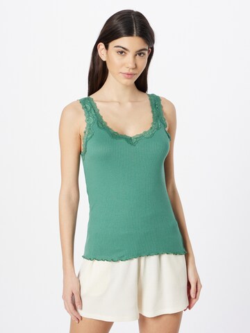 SOAKED IN LUXURY Undershirt 'Leandra' in Green: front