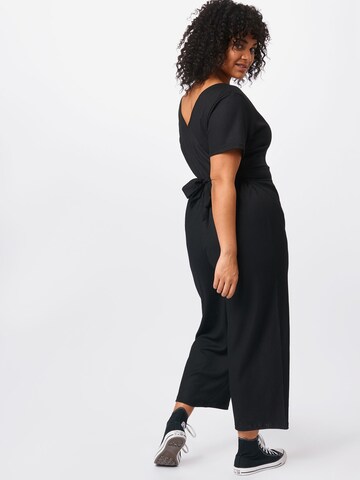 ABOUT YOU Curvy Overal 'Clarie' – černá